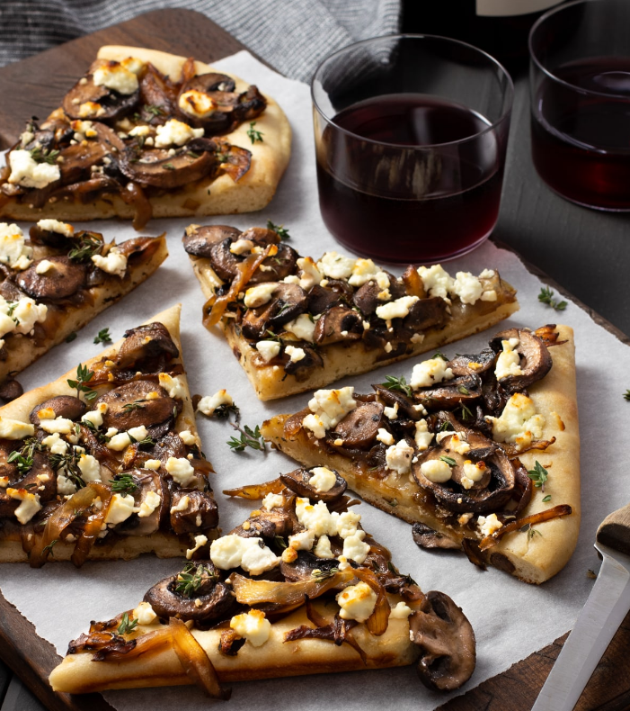 Homemade Pizza Balsamic Sausage Mushroom & Onion LA CUISINE DE CHAU